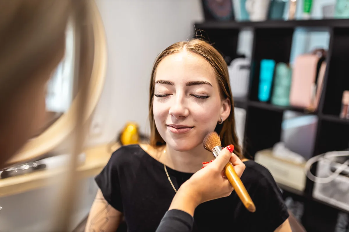 Detailní práce štětcem